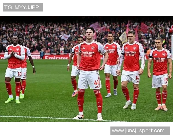 哈德斯菲与阿森纳激战在即谁能在英超赛场上笑到最后