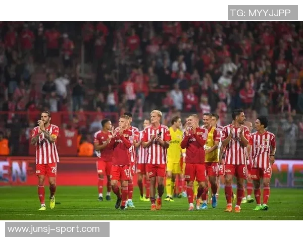 圣保利与柏林联的历史交锋回顾与战绩分析