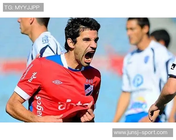 基尔梅斯与帕特罗纳图的精彩对决揭示足球战术与团队合作的魅力 基尔梅斯与帕特罗纳图的精彩对决揭示足球战术与团队合作的魅力